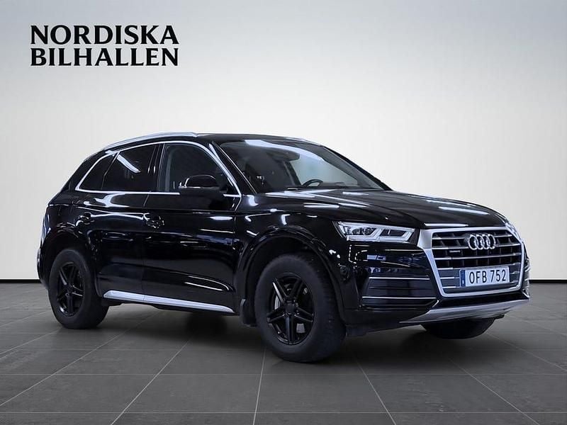Svart Begagnad 2016 Audi Q5 SUV | 224 795 kr (Marknadspris) - Bild 1/4