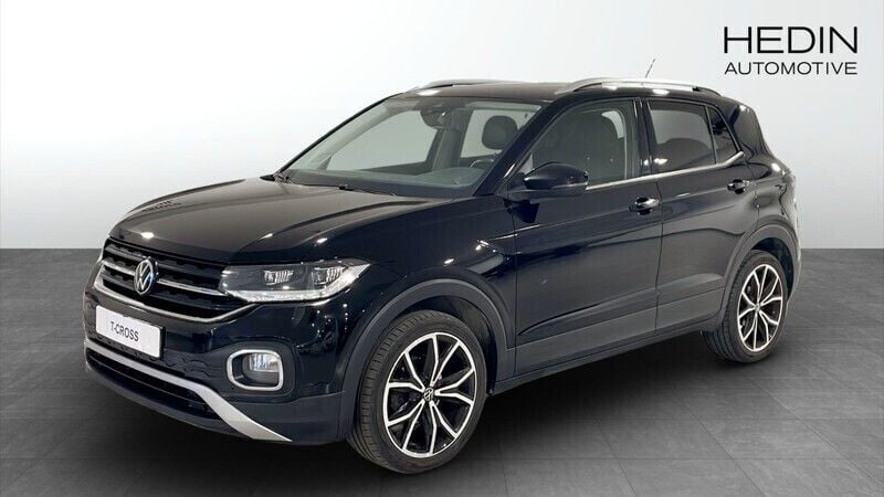 Svart (black) Begagnad 2021 VW T-Cross GT SUV | 199 900 kr (Marknadspris) - Bild 1/4
