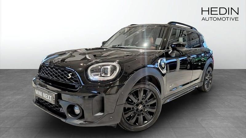 Svart Begagnad 2022 Mini Countryman SUV | 288 700 kr (Marknadspris) - Bild 1/4
