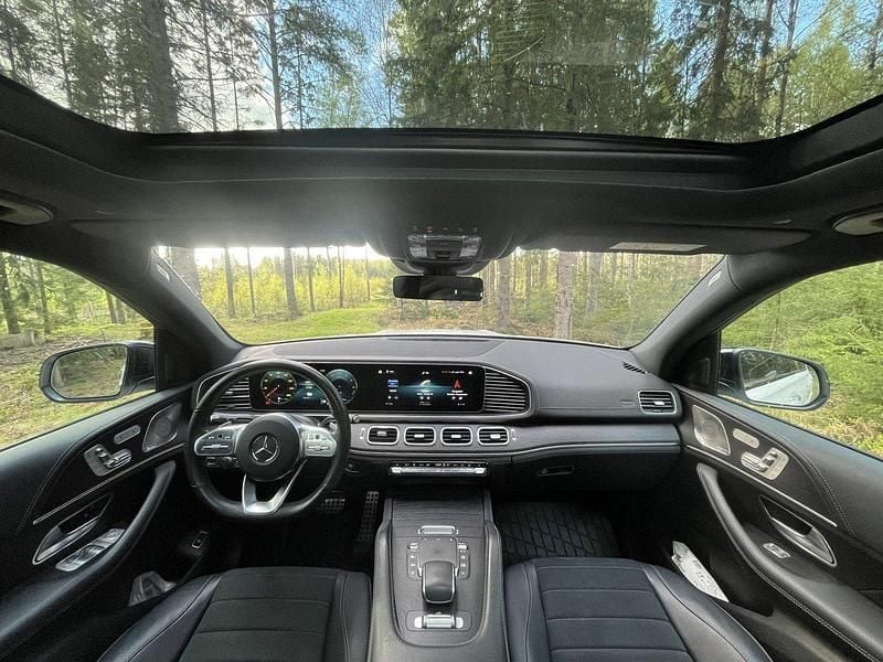 Vit Begagnad 2023 Mercedes GLE350e AMG line SUV | 695 000 kr (Bra pris) - Bild 1/4