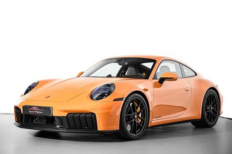 Begagnad Porsche 911 Carrera GTS 541 HK (397 kW) 2025 Pts Sportkupé