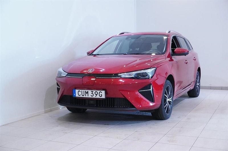 Röd Begagnad 2022 MG MG5 EV Luxury Kombi | 229 900 kr (Marknadspris) - Bild 1/4