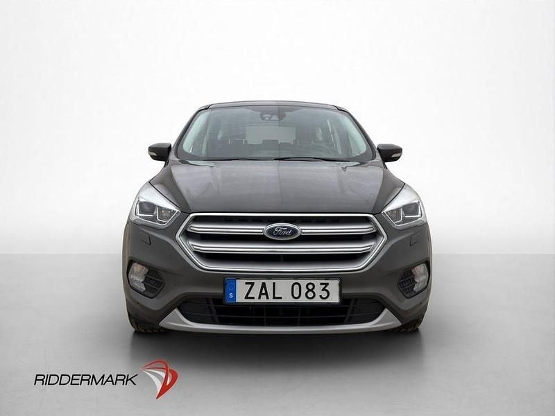 Begagnad Ford Kuga Titanium 150 HK (110 kW) 2017 Grå SUV