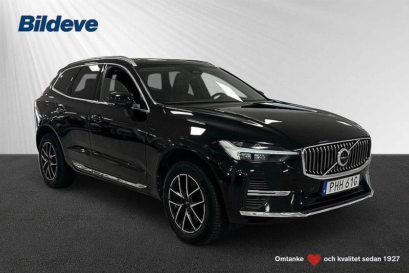 Svart Begagnad 2022 Volvo XC60 Core SUV | 379 900 kr (Superpris) - Bild 1/4