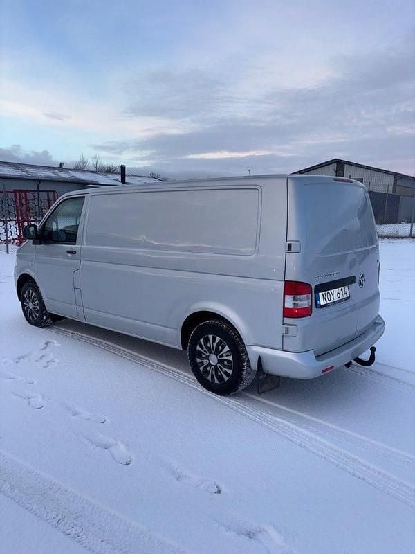 Begagnad VW T5 140 HK (102 kW) 2010 Silver Van