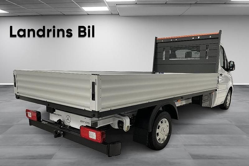 Ny Mercedes Sprinter 2025 Vit Van