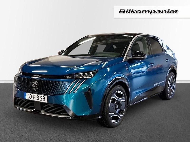 Blå Begagnad 2024 Peugeot e-3008 Ultimate SUV | 479 000 kr (Marknadspris) - Bild 1/4