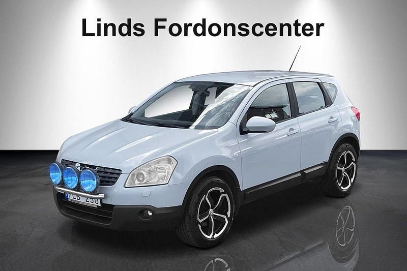 Silver Begagnad 2007 Nissan Qashqai SUV | 44 900 kr (Marknadspris) - Bild 1/4
