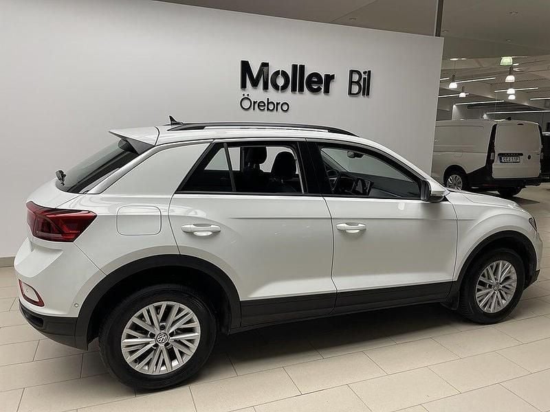 Begagnad VW T-Roc 151 HK (111 kW) 2023 Pure white SUV