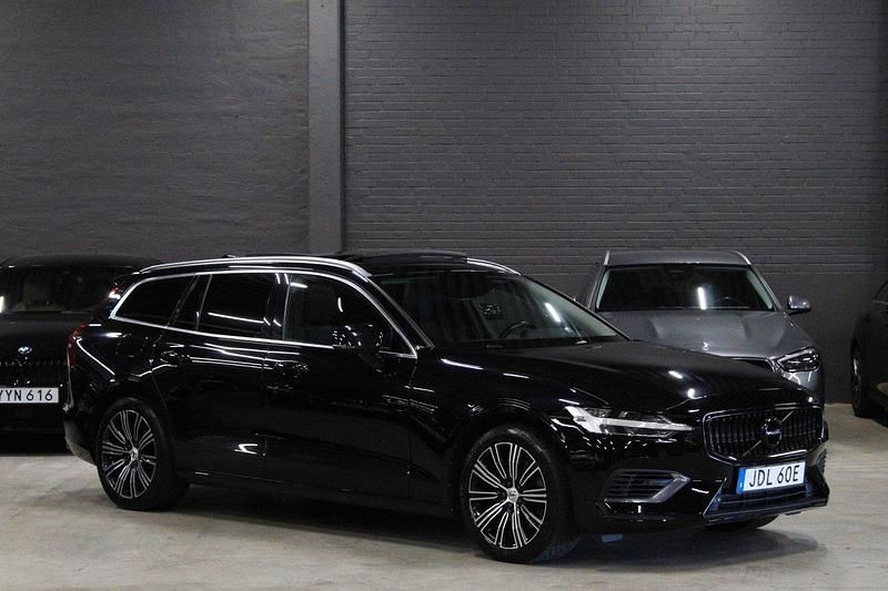 Svart Begagnad 2019 Volvo V60 Inscription Kombi | 319 900 kr (Marknadspris) - Bild 1/4