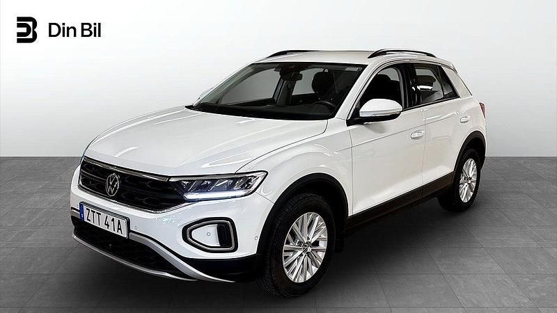 Vit (pure white) Begagnad 2022 VW T-Roc Life SUV | 264 900 kr (Marknadspris) - Bild 1/4
