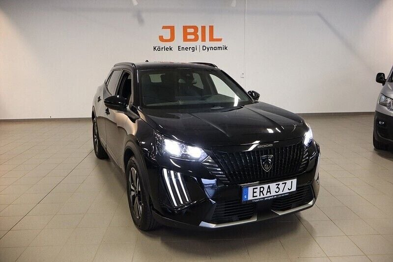 Svart Begagnad 2023 Peugeot 2008 Allure SUV | 269 900 kr (Marknadspris) - Bild 1/4