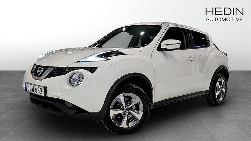 Begagnad Nissan Juke N-Connecta 113 HK (83 kW) 2018 Vit (white) SUV