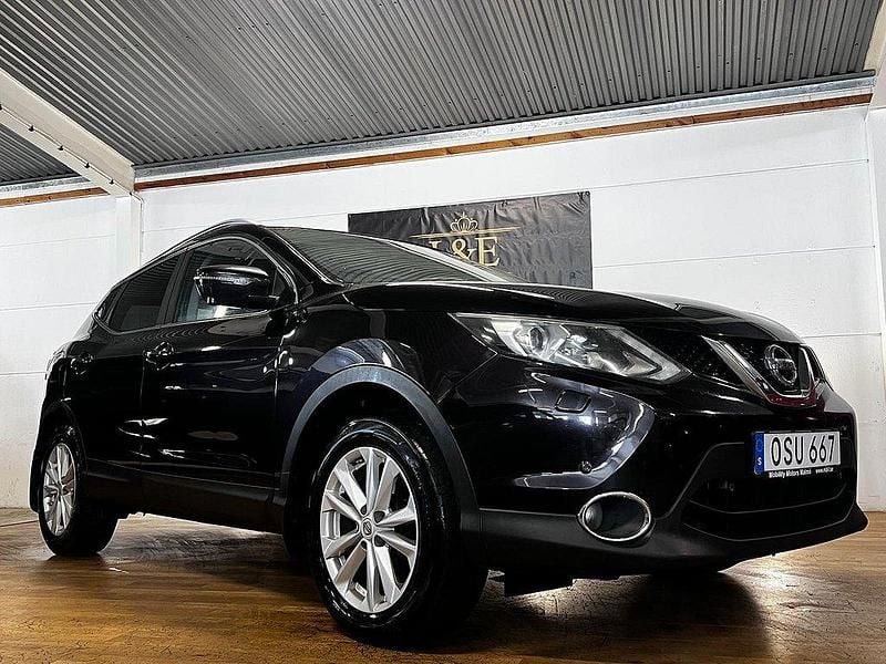 Lila Begagnad 2014 Nissan Qashqai 360º SUV | 109 900 kr (Marknadspris) - Bild 1/4