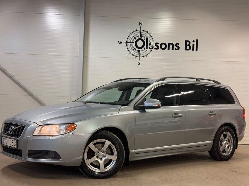 Silver Begagnad 2010 Volvo V70 Momentum Kombi | 69 800 kr (Marknadspris) - Bild 1/4