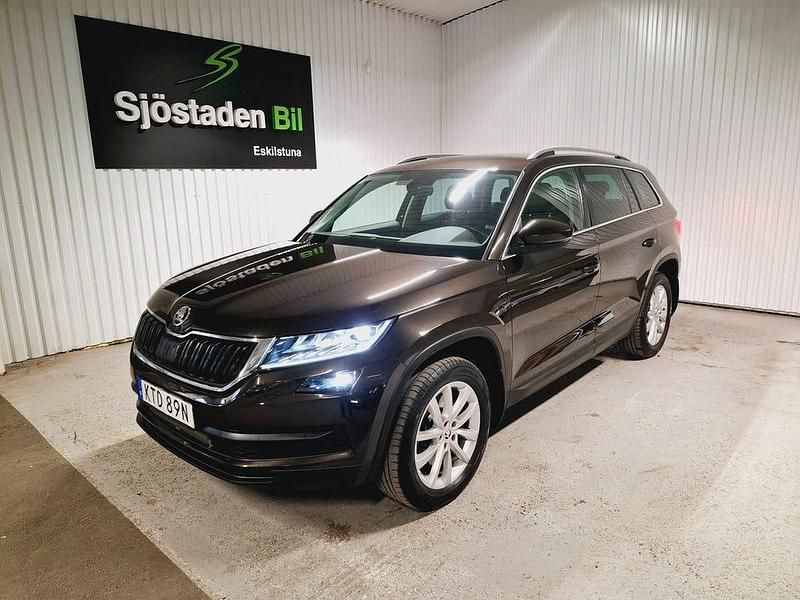 Brun Begagnad 2020 Skoda Kodiaq SUV | 289 900 kr (Bra pris) - Bild 1/4