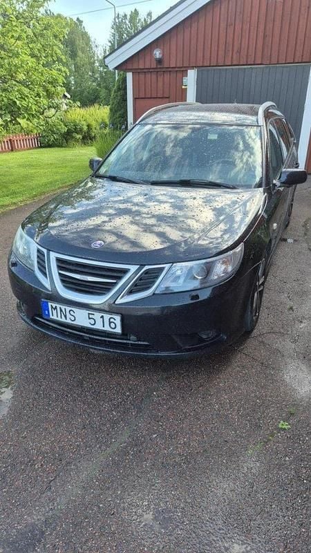 Svart Begagnad 2009 Saab 9-3 Kombi | 20 000 kr (Marknadspris) - Bild 1/4