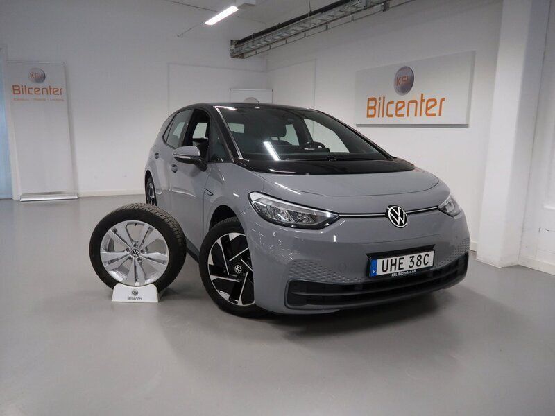 Grå Begagnad 2020 VW ID.3 Pro Performance Halvkombi | 219 900 kr (Lite dyr) - Bild 1/3