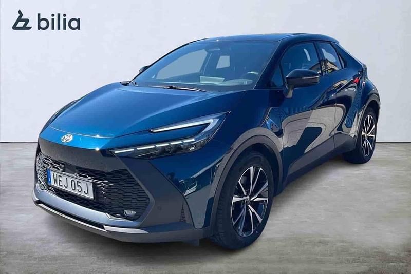 Blå Begagnad 2024 Toyota C-HR SUV | 399 900 kr - Bild 1/1