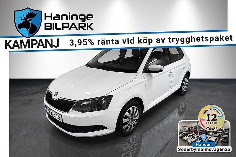 Vit Begagnad 2015 Skoda Fabia Ambition Halvkombi | 99 900 kr (Marknadspris) - Bild 1/3