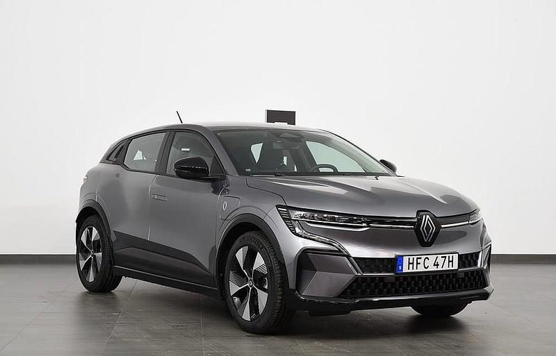 Begagnad Renault Mégane IV Equilibre 161 kW (220 HK) 2023 Grå Halvkombi