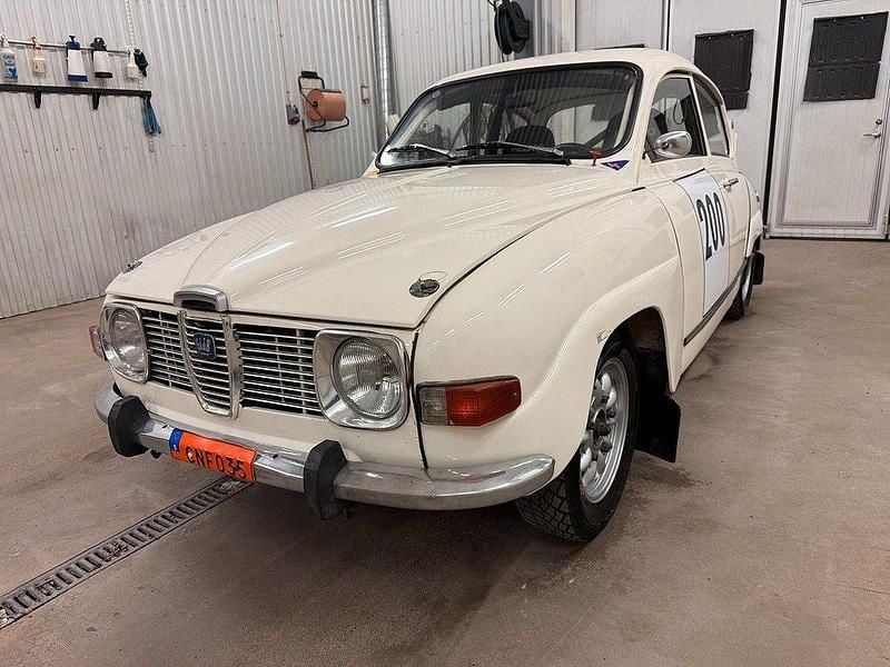 Vit Begagnad 1973 Saab 96 Sedan | 180 000 kr - Bild 1/4