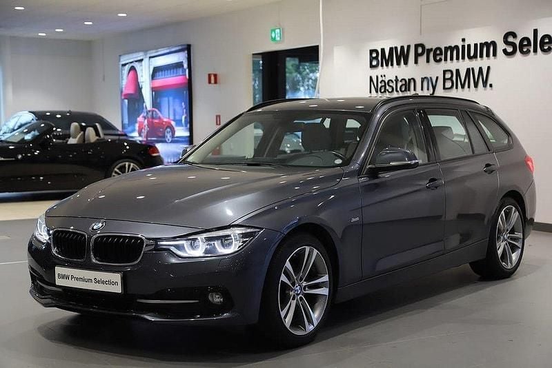 Grå Begagnad 2017 BMW 320 Sport Line Kombi | 199 000 kr (Bra pris) - Bild 1/3