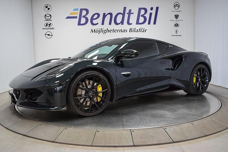 Begagnad Lotus Emira 405 HK (297 kW) 2025 Grön Sportkupé