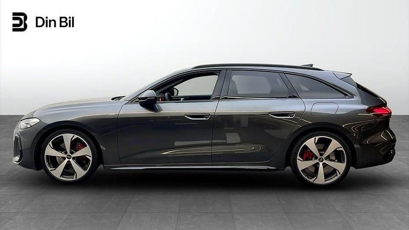 Begagnad Audi A5 S-Line 252 HK (185 kW) 2025 Daytonagrå pärleffekt Kombi