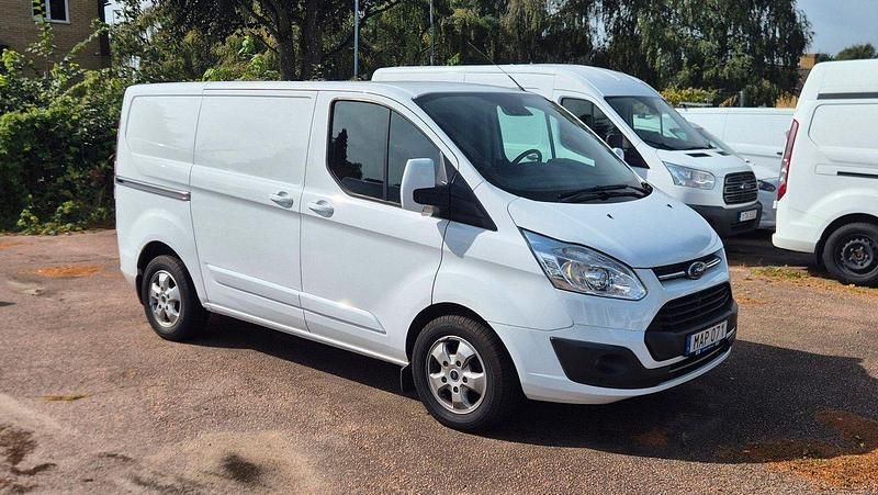 Vit Begagnad 2018 Ford Transit Custom Van | 229 000 kr (Dyr) - Bild 1/4