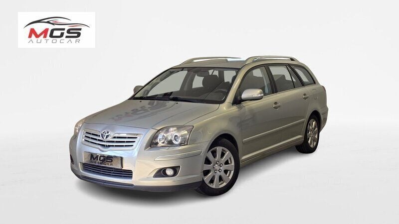 Ljusgrön (grön) Begagnad 2007 Toyota Avensis Kombi | 41 900 kr (Marknadspris) - Bild 1/4