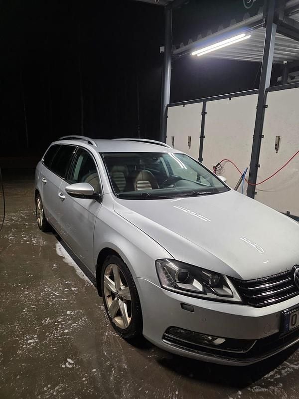 Begagnad 2012 VW Passat Kombi | 32 000 kr (Bra pris) - Bild 1/3