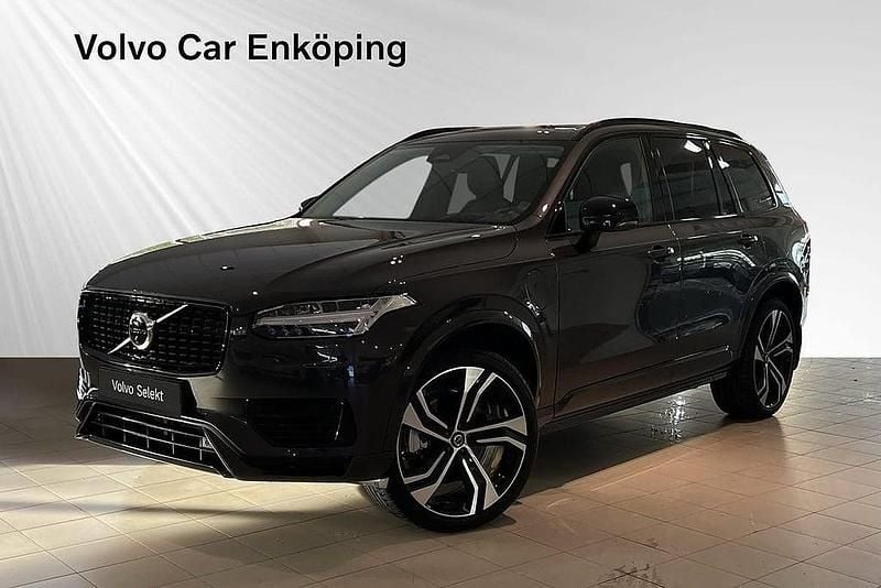 Grå Begagnad 2024 Volvo XC90 Ultra SUV | 779 900 kr (Marknadspris) - Bild 1/3