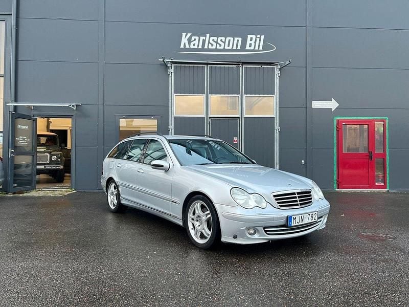 Silver Begagnad 2006 Mercedes C220 Avantgarde Kombi | 25 900 kr (Marknadspris) - Bild 1/4