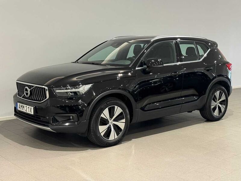 Svart Begagnad 2020 Volvo XC40 Inscription SUV | 319 500 kr (Marknadspris) - Bild 1/3
