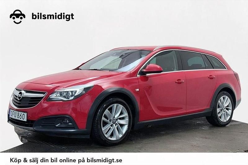 Röd Begagnad 2016 Opel Insignia Country Tourer Business Kombi | 102 900 kr (Marknadspris) - Bild 1/3