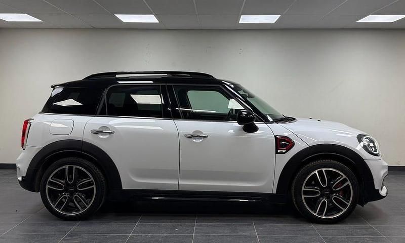 Begagnad Mini John Cooper Works Countryman 231 HK (169 kW) 2017 Vit SUV