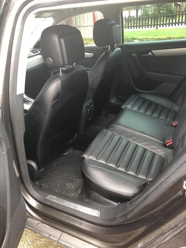 Brun Begagnad 2015 VW Passat Alltrack Kombi | 75 000 kr (Bra pris) - Bild 1/4