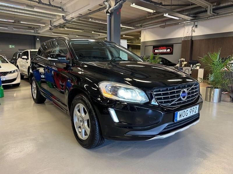 Begagnad Volvo XC60 181 HK (133 kW) 2014 Svart SUV