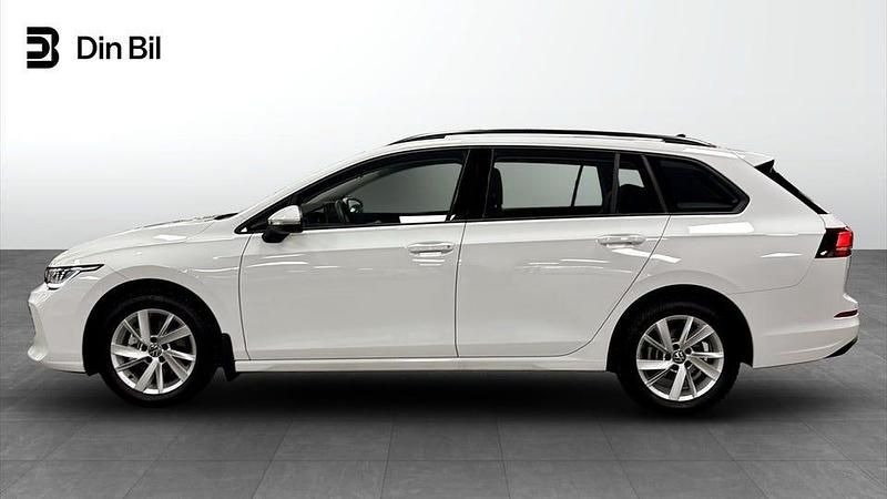 Begagnad VW Golf VIII 150 HK (110 kW) 2025 Vit Kombi