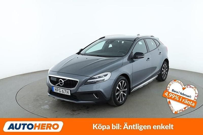 Begagnad Volvo V40 150 HK (110 kW) 2019 Grå Halvkombi