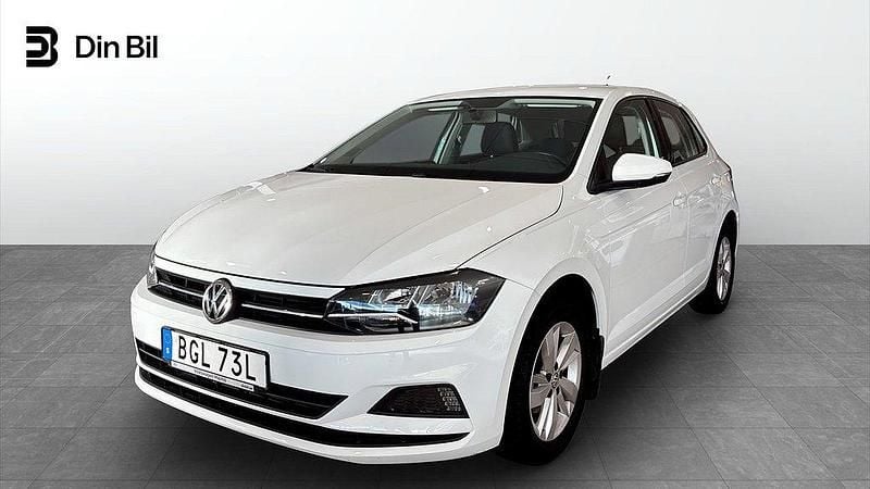 Vit (pure white) Begagnad 2019 VW Polo Halvkombi | 149 900 kr (Marknadspris) - Bild 1/4