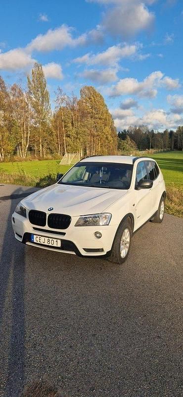 Vit Begagnad 2014 BMW X3 SUV | 130 000 kr (Bra pris) - Bild 1/4