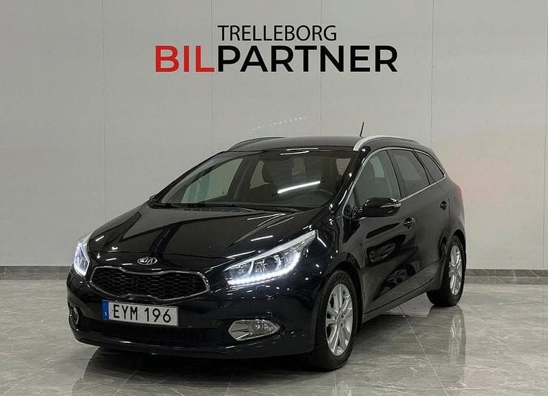 Svart Begagnad 2015 Kia Ceed Sportswagon Comfort Kombi | 99 900 kr (Marknadspris) - Bild 1/4