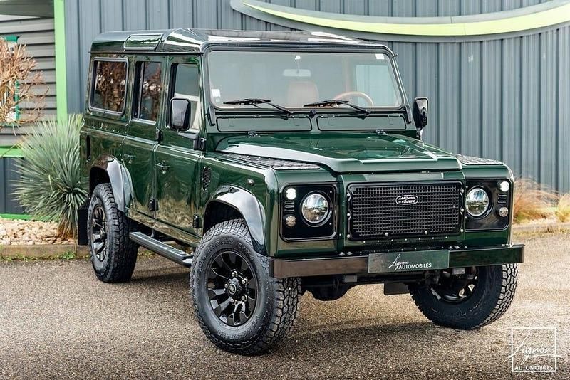 Begagnad Land Rover Defender 122 HK (89 kW) 2004 Grön Kombi