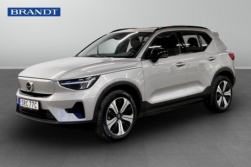 Begagnad Volvo XC40 Single Motor 175 kW (238 HK) 2023 Silver SUV