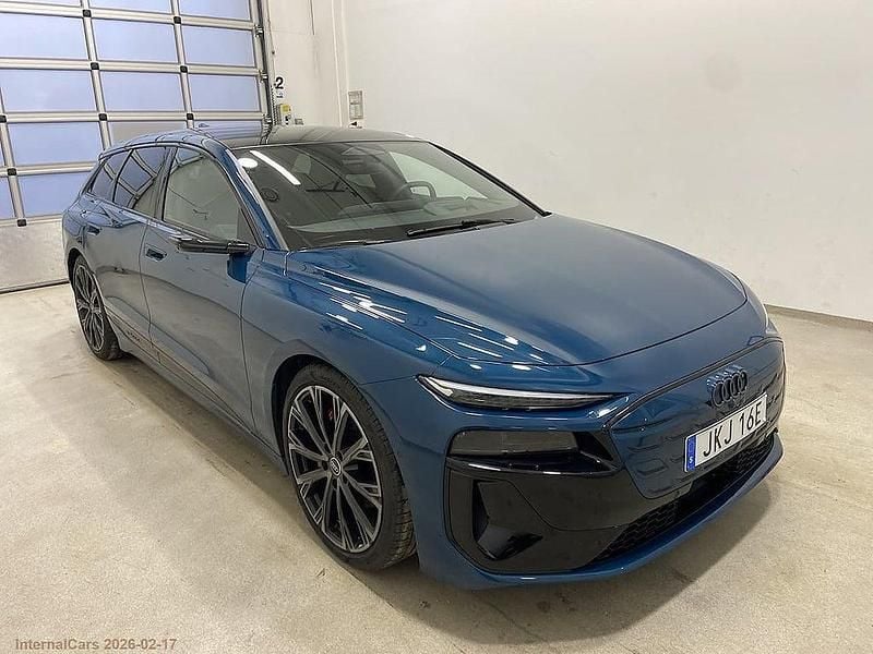 Begagnad Audi A6 e-tron S-Line 269 kW (367 HK) 2024 Mörkblå Kombi