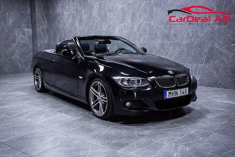 Begagnad BMW 330 Cabriolet Comfort Edition 245 HK (180 kW) 2012 Svart Cab