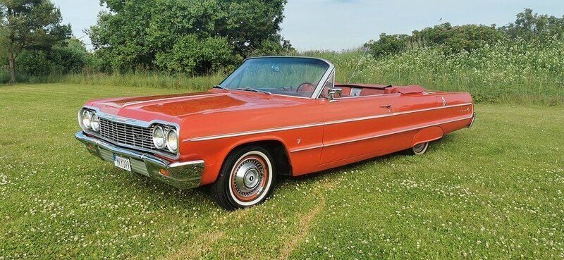 Röd Begagnad 1964 Chevrolet Impala cabriolet Cab | 399 000 kr - Bild 1/4