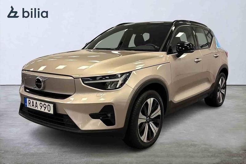 Grå Begagnad 2023 Volvo XC40 Single Motor SUV | 354 900 kr - Bild 1/1
